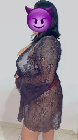 Morena fofinha de seios fartos .oral.babadinho super tranquila ambiente proprio