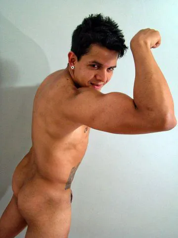 O Deus Do Sexo...Peter!
Garoto de Programa de luxo Zona Sul e Central, alto nível, corpo sarado.
Venha comigo realizar suas mais loucas fantasias e fetiches com o maior sigilo e descrição, venha vivenciar essa experiência única.
Atendo homens, mulheres e casais.
Serviços: massagens, presença em jantares, baladas e despedidas de solteiro.
Atendo em hotéis, motéis ou local do cliente, eu vou até você.
Só me contate se tiver previsão de data e horário, atendo com 2 a 3 horas de antecedência.Sou extremamente gentil,educado e atencioso,sou muito profissional.
Adoro jogos eróticos. Posso te oferecer um encontro cheio de paixão, tesão e sensualidade.
Sou ardente, bem disposto, alegre, atrevido e tarado por natureza.
Você que é iniciante e busca novas sensações em sua vida, venha me conhecer que eu te ensino todos os caminhos do prazer.
Para os Homens e mulheres que gostam de ser Putas na cama ,
Te ofereço um Belo Dote Duro e com Muito Leite .
Gosto de Fuder Bem forte em Várias Posições,
e depois de deixar Meu parceiro(a) bem cansadinho(a)
de levar Rola e de ser minha Putinha , dou leitinho pra finalizar
