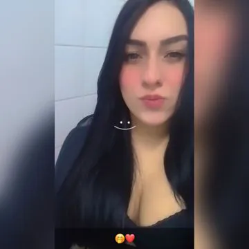 Olá meu nome é lavínia e sou uma acompanhante linda dos seios naturais deliciosos, possuo um corpo incrível que vai te deixar excitado e louco de desejo.
Sou uma namoradinha, carinhosa e simpática, não gosto de nada que seja forcado. Venha me conhecer melhor.
Agora tenho local mais vou ate você também.
Estou te esperando amor, me chame para tira suas duvidas. Bjs