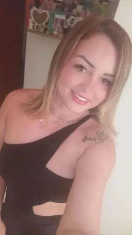 Olá meus amores!
me chamo naya uma acompanhante de alto nível,educada,discreta e elegante sendo também safadinha na cama.
tenho corpo todo natural com a pele branquinha e cheirosa,procuro ser uma companhia agradável começando com um bom bate papo
para quebrar o clima e com beijos para esquentar
bebo socialmente e tenho preferência por vinhos e espumantes.gosto de estar com homens educados,gentis e inteligentes que saibam valorizar a presença de uma bela mulher.tenho preferência por homens maduros.
“meu atendimento é sem pressa,nada mecânico e minhas fotos são reais”
adoro dar e receber prazer,com beijos e faço um oral molhadinho que você vai se apaixonar, também adoro ser retribuída!
estou aberta a convites