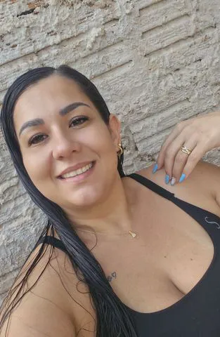 Gordinha gostosa 
Oral natural 
Bumbum grande natural 
Seios grandes Natural 