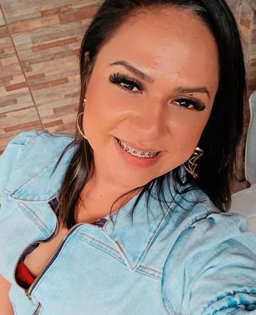LEANDRA CAIÇARAS 261713