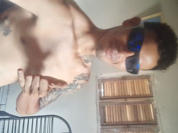 Sou Moreno gostoso carismático te dou muito prazer tenho corpo tatuado e atleta 