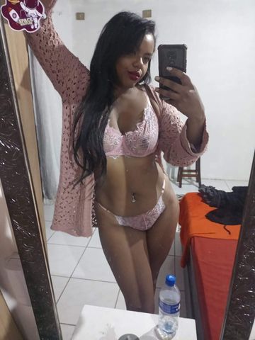 Morena sensual com anal  240729
