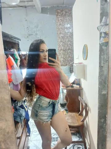 Olá meus queridos, muito prazer, espero que estejam todos bem, o meu nome é Mayte Castilho, sou uma acompanhante transex, tenho 20 anos, com 1.70 de altura, 60 kg, 21 cm de dote, pés 39 e olhos castanhos, seios e bumbum naturais.
Sou educada e paciente. Caso não tenham nenhuma experiência, sou a companhia perfeita para essa ocasião, sei me comportar como uma putinha e bem dominadora, também trabalho com venda de vídeos e vídeo chamada, posso ser ativa e passiva, levo uma vida entre cursos e estudos, tenho trabalho também.
Estou trabalhando na cidade de Belém, atendendo no Centro, se gostaram e querem me conhecer melhor, chamem no número 91996210403, estarei esperando pelo contato, beijos e até logo.