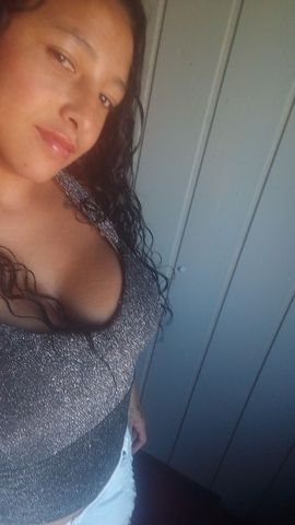 Sextou galerinha bora tomar uma geladinha e dar uma transada gostosa 