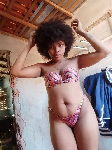 Preta taradinha disponível vem fuder gostosinho não tenho local oral sem capa bem gostoso  368206