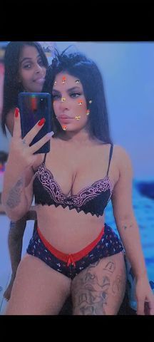 Me chamo Aghata , sou uma novinha safadinha , tenho 1,58 de altura , vem me conhecer bb