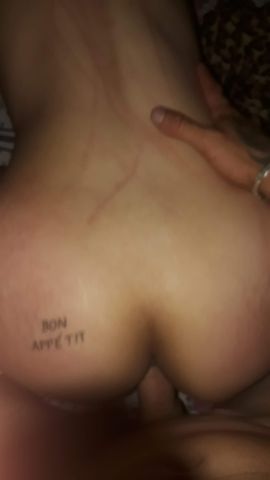 Olá meus amores, me chamou Kaká e tenho 27 anos. 
Sou magrinha fogosa, adoro um bom sexo e sou muito carinhosa. 
Ficou com curiosidade? 
Me chame que eu te mostro a felicidade. 