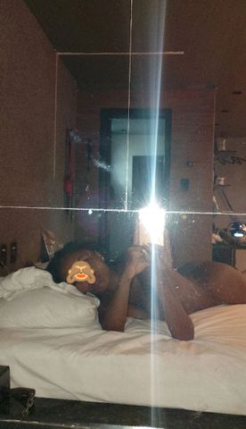 Sou uma mulher cativante, cheia de charme e mistério. Adoro momentos autênticos e conexões verdadeiras. Com um sorriso que ilumina o ambiente, estou aqui para compartilhar risadas e experiências inesquecíveis. Se você busca uma companhia envolvente e divertida, vamos explorar o que a vida tem a oferecer juntos!❤️‍🔥