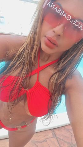 Morena cor do pecado sou carioca quente e fogosa com um corpo escultural venha me conhecer ter prazer garantido com melhor oral da sua vida 