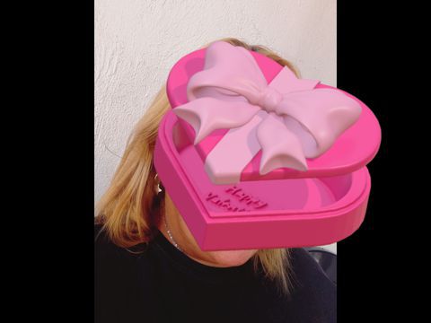 Sou uma coroa gorda casada, busco um amante mais velho para relacionamento para ajuda financeira. Só mande msg se total interesse!