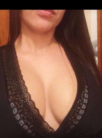 giovanna mulheres mandaguacu pr ola amores sou uma garota simpatica e gostosa pronta para proporcionar otimos momentos bem safados atendo no motel ou seu local morena 25 anos mulheres mandaguacu pr acompanhante eles elas casais morena 65 160 centro 25