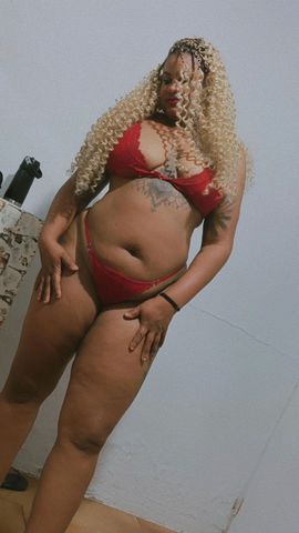 Oii amores prazer , sou cheirosa e educada adoro um atendimento tranquilo sem pressa.disponivel , região Urias . Beijos espero vcs ,😘 