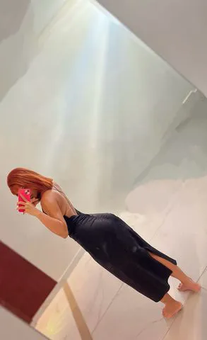 Linda, gostosa e sem frescura. Atendimento completo, com muito carinho e dedicação. Local discreto e seguro. Me chama e vem relaxar comigo 😉