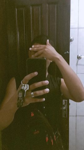SÓ PRA SAIR DA ROTINA CHATA, NÃO SOU CASADO NEM NADA, SOU MORENO FORTE, TENHO 1.65 ALTURA, EM BUSCA DE ALGUMA AVENTURA (NÃO ME RELACIONO COM TRANS OU GAYS)