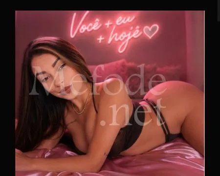Oi amor sou Jenny tenho 21 anos estou aqui pra te dar prazer, morena dos seios grandes🤤