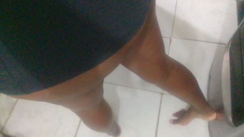 Boa tarde gostosos venham deliciar nessa tarde rapidinha por apenas 50 reais. Venham! Sou de Saracuruna! Não tenho local! Atendo em carro, hotel e vou a domicílio. 