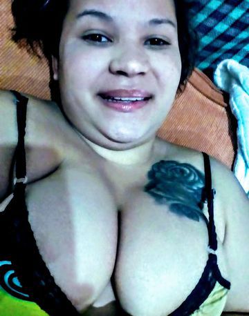 Morena safadona lactante  233040
