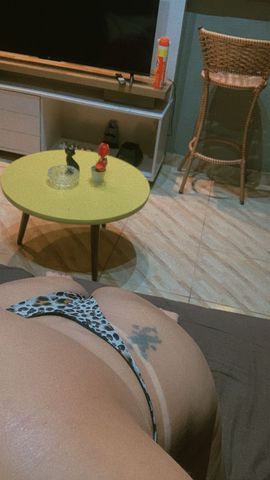 Vendas de conteúdos e chamadas  tenho os melhores conteúdos , chamadas de vídeos até gozar vem to te esperando 