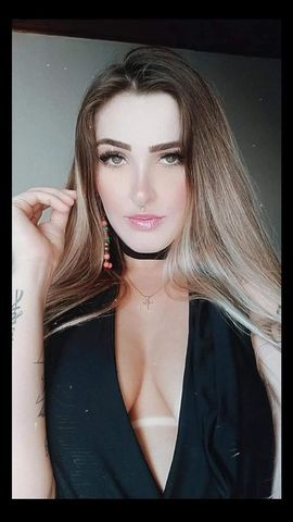 Olá meu amores sou a Babi uma loira estilo cavala com um corpo delicioso todo natural que irá te levar a loucura sou toda branquinha com traços bem delicados sou bem carinhosa uma companhia ideal para relaxar e te oferecer muito prazer sou bem safadinha também adoro dar e receber muito prazer com uma boquinha macia irei te fazer um oral bem babadinho com muitas carícias e beijinhos além de cavalgar com a minha bela bunda atendo na região leste de sorocaba e também na região próxima com adicional e realizo atendimento a domicílio em motéis e hotéis estou aguardando sua mensagem para marcar esse encontro gostoso 