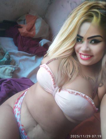 Me chamo Malu greluda e gosto de ...
Sou loirinha da buceta apertadinha venha me conhecer pessoalmente.


 