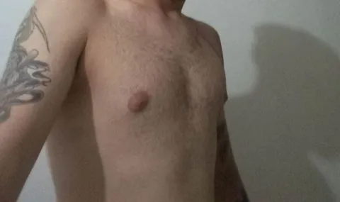 Sou bem tranquilo, e discreto atendo somente mulheres. Somente chamar no whatsapp se for de Maceió! Adoro atender pessoas mais velhas.