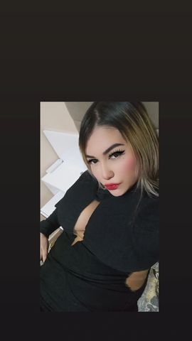 Loirinha novinha  peituda 🫢🥵chama amor vem goza na minha bucetinha