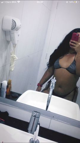 Olá meus amores como vocês estão? Me chamo Lois!
Com muito prazer venho me anunciar nesse site, sou uma menina meiga nova e com experiência na putaria.
Sou de deixar vc louco de prazer e excitado com muito tesão, nas minhas preliminares sou bem tranquila carinhosa sem presa, pele macia cheirosa e sempre bem gostosa para nosso encontro.Venha me conhecer um atendimento super diferenciado e longe de mentiras.
MEU LOCAL E DISCRETO E CONFORTÁVEL E FÁCIL ACESSO
NO MEU ATENDIMENTO SOU SUA NAMORADINHA QUE SE COMPORTA COMO UMA PUTINHA SAFADINHA E CHEIA DE TESÃO SEDUTORA.....