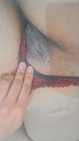 Morena, magra, seios grandes, tatuada, faz anal, fetiches, tudo completo e sem frescuras...

**** A depender da região, cobro valor de deslocamento,  valores de fetiches, anal e etc, a parte. 