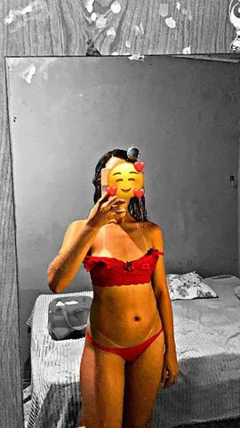 Quando a mulher é interessante, misteriosa e inteligente, a beleza é apenas uma pequena qualidade.