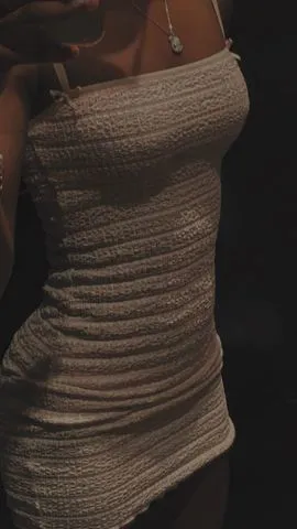 Sua Nifetinha está On , Completinha sem frescura 
Oral natural, bucetinha apertadinha, anal bem gostoso e todas posições 
Tenho local Próprio,  tranquilo 
Recebe leitinho na boquinha 