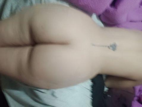 Loirinha tatuada estilo namoradinha de luxo 
