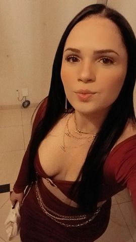 Oi meus amores estou de volta na cidade sou eu a Bruninha namoradinha sou uma menina no vinha corpinho de menina toda natural sou carinhosa e adoro receber carinho sou educada adoro pagar de namoradinho o meu atendimento é bem tranquilo período de uma hora somente venha realizar suas fantasias junto comigo adoro realizar fetiches te garanto que você não vai se arrepender aproveita que eu vou ficar na cidade por pouco tempo estou ansiosa para te conhecer beijo da Bruninha namoradinha Safadinha um boquete maravilhoso eu sei fazer te garanto por esses últimos dias eu vou tá fazendo esse valor para ficar comigo durante uma hora e aqui no site tá toda desinformação que você precisa saber e o hotel quem paga o cliente