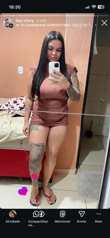 Olá , tudo bem ? Ao me chamar peço que leia a descrição do site ! 
 na cama sou tranquila e sem frescura faço oral e vaginal não faço anal então ao me chamar peço que sejam decididos . Uber de ida e volta por conta do cliente 
Não tenho local