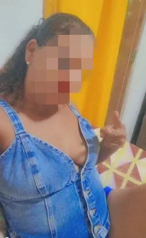 Oi meu amor , sou sua cachorrinha hoje tenho 38 anos ... estou disponível atendimento top de verdade, oral super babadinho, beijo delicioso ,sarros sem camisinha, isso sou putinha na cama que pode te oferecer muito sexo delicioso oral bem molhadinho, ficou bem estilo namoradinha e dou carinho e sarros, quiser uma putaria, pode dá umas tapinhas , sou de um mulher sem frescura, homem de bom gosto, algo que vai valer a pena , vamos trocar prazer hoje ?
atendo homem, e também realizo chamada de videozinha!!

