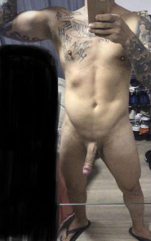 Ativo!!!
Atendo mulheres.
17cm de pau para o seu prazer 
Sou homem hétero 
Altura 1,77cm
250,00/hr 