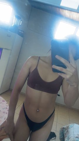 Novinha gulosa de 1,60 de altura bem menina  com local 338804