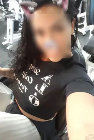 mulheres Rio De Janeiro - RJ morena 24 anos Morena cabelo pretos encaracolados corpo atletico