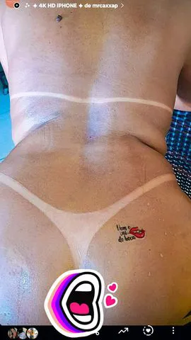 Ola meu amores me chamo Luana. Mais como seremos íntimos pode me chamar de lu. Sou uma coroa fogosa que ama o que faz. Faço por prazer. Tenho a boquinha de veludo nervosinha que adora uma pica dura pulsando dentro da minha garganta. Minha bucetinha é um pouco enchadinha pois sou acostumada a levar pau grosso e grande. Tenho seios fartos isso significa que vou fazer uma bela espanhola em você com direito a leitinho na boca. Tenho mãos habilidosas que vão te deixar profundamente relaxado. Faço massagem relaxante, nuru. Sou especialista em inversão como seu cuzinho e faço de putinha safada. Cadelinha de puta. Atendo em ambiente limpo discreto e muito aconchegante com toalhas limpas e música ambiente para ficar um clima mais envolvente para seu maior conforto. Entre já em contato comigo estarei aguardando com muito tesão.