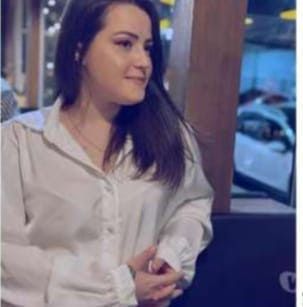 Linda,gostosa. Atendo somente em motéis. Preço por uma hora 200,venda de pack de vídeos,e chamada de vídeo.