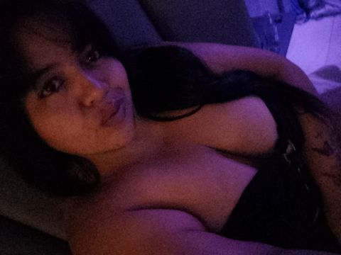 Ola tudo bem 😊 
 Atendimento em motel ou residência do cliente 
 Oral babadinho 
Estilo namoradinha 
Vem se satisfazer e relaxar comigo 