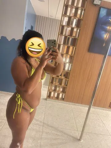 Vem relaxa com a Samarinha  jeitinho de menina e bem safadinha faço oq vc quiser oral, virginal, Anal e etc.