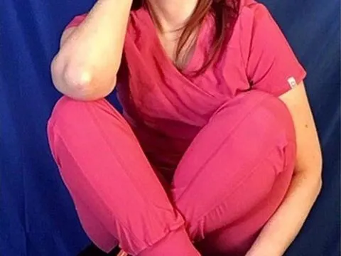 Olá meus amores...me chamo Clara,mais conhecida como (buceta de mel)venha se lambuzar todinho.