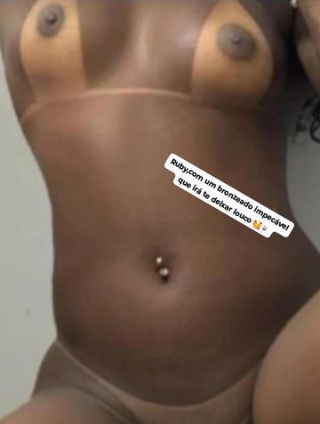 Uma deliciosa morena,para satisfazer seus fetiches,prazer sem limites!! 🥵😈