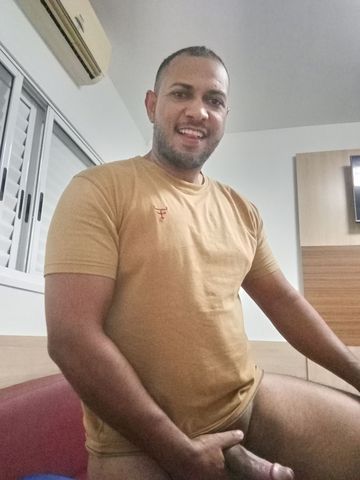 Dote 19cm atendo mulheres e casais.vem sentir um prazer intenso ao meu lado, vou realizar suas fantasias 62994332963