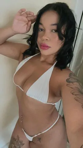 Prazer angel sou uma acompanhante estilo ninfetinha, com o bumbum redondinho e magrinha, totalmente maravilhosa, sensual e ideal.
Meu atendimento é estilo namoradinha e sem frescuras, sou tudo o que você precisa para melhorar seu dia totalmente. Quero te fazer gozar muito, te viciar em mim e jamais me esquecer.
Atendo com local  Caso deseje um encontro sem frescuras e bem quente vem me fazer gozar!! DISPONÍVEL AGORA COM LOCAL