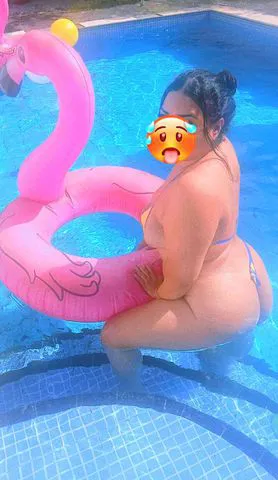 Estou disponível pra lhe satisfazer  realizo feitiches faço inversão beijo na boca garganta profunda adoro anal gozo muito sou cheirosa e educada me chama estou te esperando tenho conteúdos exclusivos faço video chamada pra quem não pode sair no momento com brinquedos faço inversão de papel me chama amor estou te esperando 