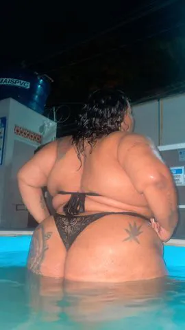Sou uma Morenah bbw esperando por vcs venha gozar gostoso 